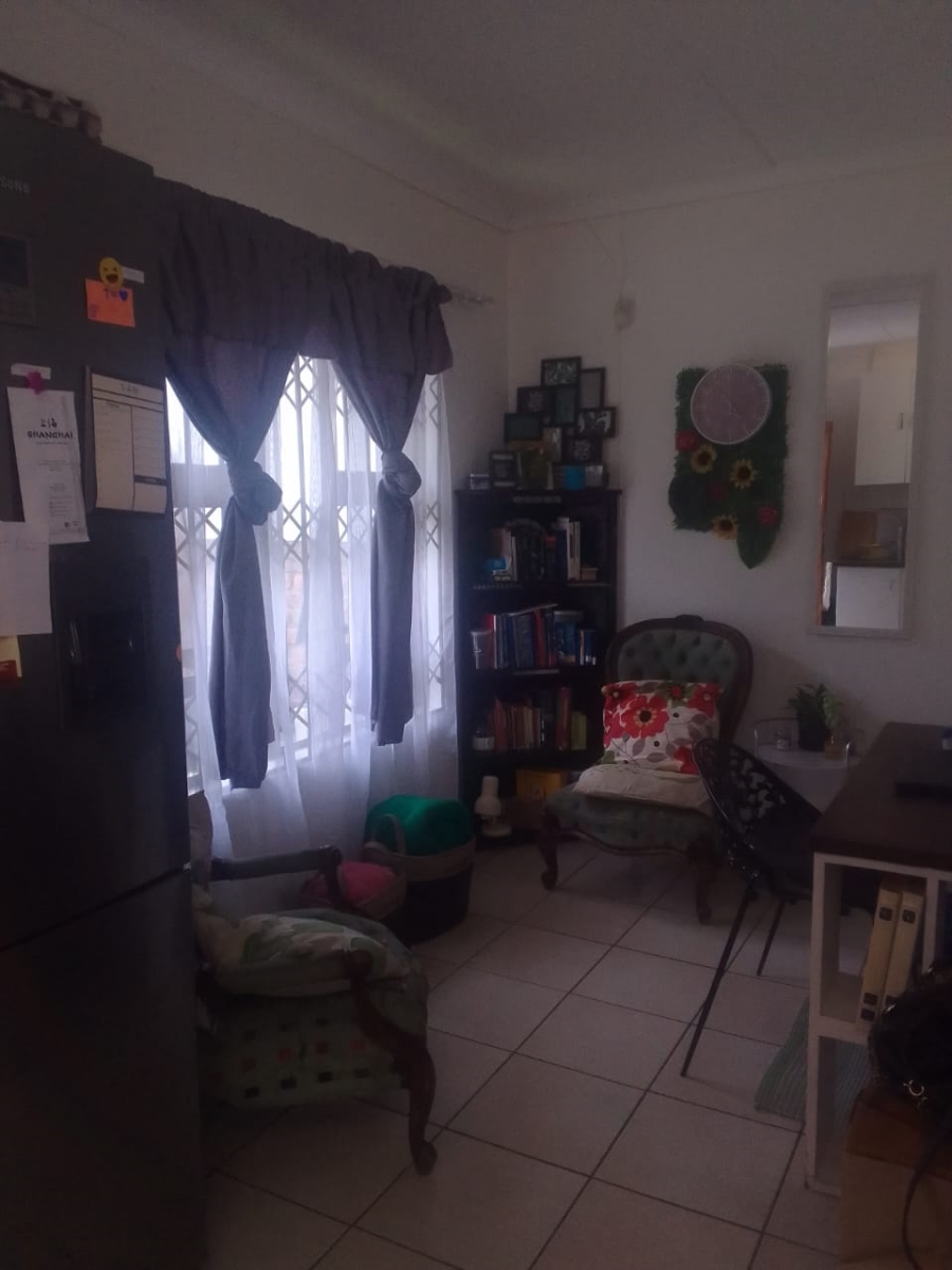 To Let 1 Bedroom Property for Rent in Beacon Bay Eastern Cape